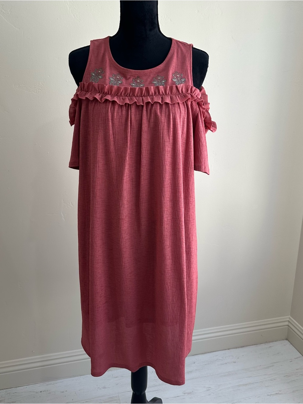 Vintage Lauren Conrad Boho, cottagecore vibe Mauve, Midi, cold sleeves, size L